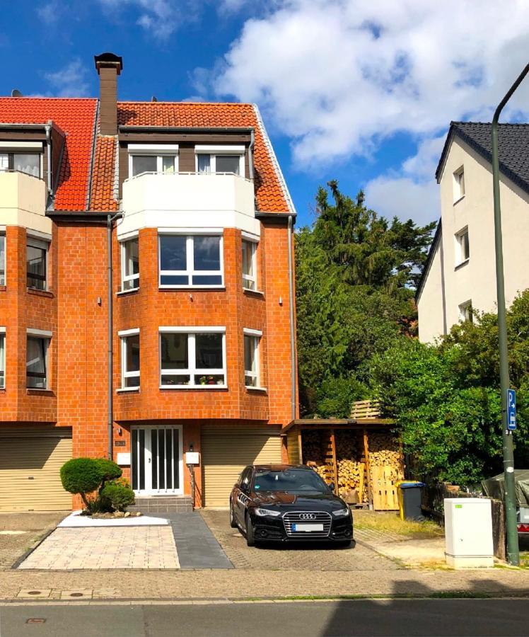 Modernes Apartment In Schoener Lage Düsseldorf Exteriör bild